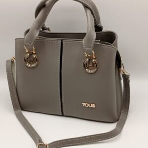 Tous